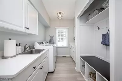 3912 Raintree Circle, Uniontown, OH 44685 - Photo 19