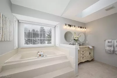 3912 Raintree Circle, Uniontown, OH 44685 - Photo 25