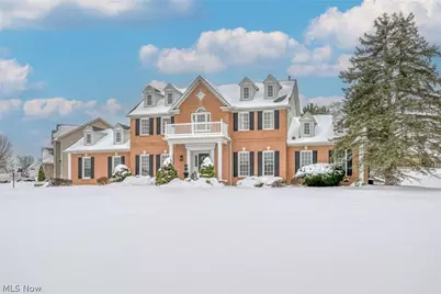 3912 Raintree Circle, Uniontown, OH 44685 - Photo 3