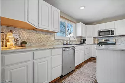 801 Chaffin Road, Akron, OH 44306 - Photo 17