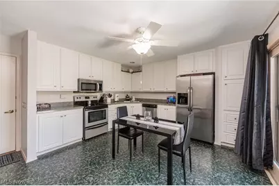 12410 Altis Court, Strongsville, OH 44149 - Photo 11