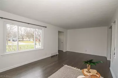 2528 N Haven Boulevard, Cuyahoga Falls, OH 44223 - Photo 5