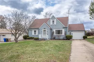 2528 N Haven Blvd, Cuyahoga Falls, OH 44223 - Photo 37