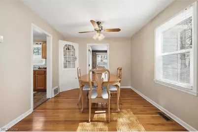 2627 Overbrook Road, Cuyahoga Falls, OH 44221 - Photo 9