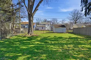 2627 Overbrook Rd, Cuyahoga Falls, OH 44221 - Photo 35