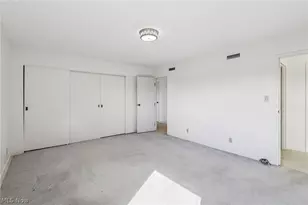 275 N Portage Path, Akron, OH 44303 - Photo 21