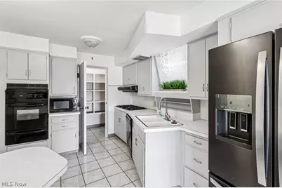 275 N Portage Path #7g, Akron, OH 44303 - Photo 11