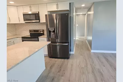 572 David Drive, Streetsboro, OH 44241 - Photo 9