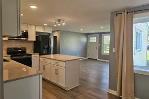 572 David Dr, Streetsboro, OH 44241 - Photo 3