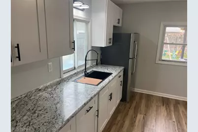 4061 Gregus Avenue, Lorain, OH 44055 - Photo 7