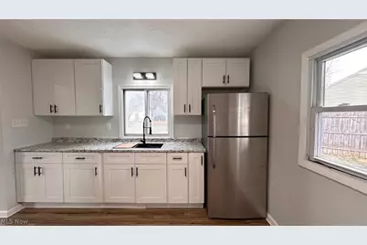 4061 Gregus Avenue, Lorain, OH 44055 - Photo 3