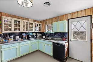 38340 Lees Run Rd, Cadiz, OH 43907 - Photo 7