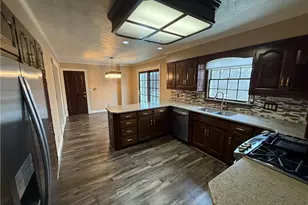 172 Selma Dr, Wintersville, OH 43953 - Photo 3