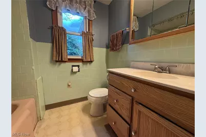 2117 Kinsman Road NW, South Bloomfield, OH 44450 - Photo 9