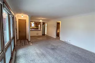 5817 Queens Hwy, Parma Heights, OH 44130 - Photo 3