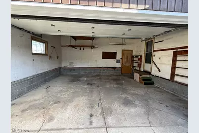 5817 Queens Highway, Parma Heights, OH 44130 - Photo 31