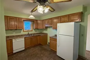 5817 Queens Hwy, Parma Heights, OH 44130 - Photo 5
