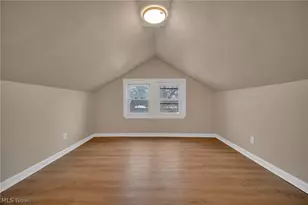 3327 Bradford Rd, Cleveland Heights, OH 44118 - Photo 33