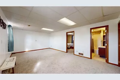 818 Seneca Drive, Belpre, OH 45714 - Photo 21