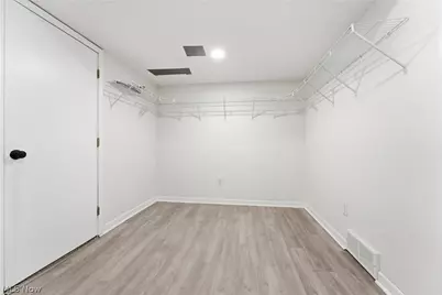 1516 Wisteria Avenue SW, Hartville, OH 44632 - Photo 47