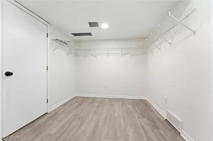 1516 Wisteria Ave SW, Hartville, OH 44632 - Photo 47