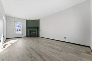 1516 Wisteria Ave SW, Hartville, OH 44632 - Photo 11