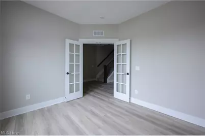 648 Bar Harbor, Avon Lake, OH 44012 - Photo 5