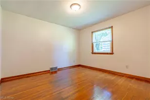 13526 Glenvale Ave NW, Uniontown, OH 44685 - Photo 11