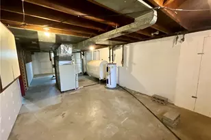 13526 Glenvale Ave NW, Uniontown, OH 44685 - Photo 23