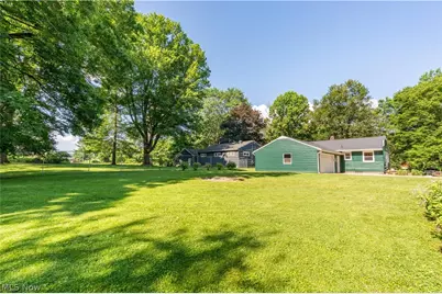 13526 Glenvale Avenue NW, Uniontown, OH 44685 - Photo 29