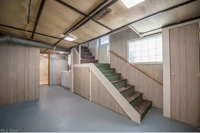 329 Park Avenue NW, New Philadelphia, OH 44663 - Photo 39