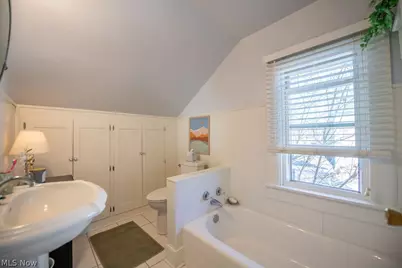 329 Park Avenue NW, New Philadelphia, OH 44663 - Photo 35