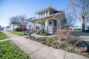 329 Park Ave NW, New Philadelphia, OH 44663 - Photo 3