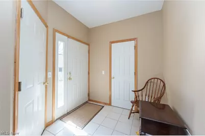 18608 Southporte Drive, Strongsville, OH 44136 - Photo 5