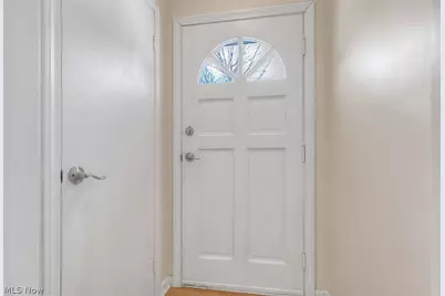 25671 Farringdon Avenue, Euclid, OH 44132 - Photo 3