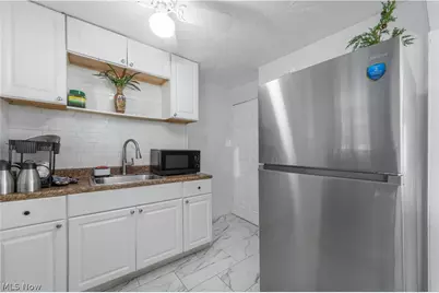 14101 Rainbow Avenue, Loveland, OH 44111 - Photo 11