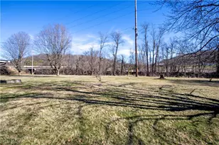 174 W 2nd St, Perrysville, OH 44864 - Photo 5