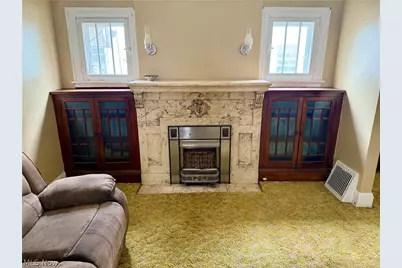 1375 Curtis Street, Akron, OH 44301 - Photo 9