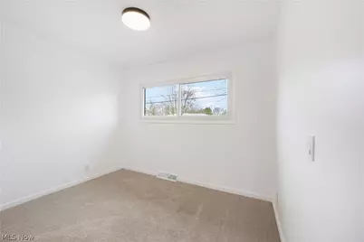 1833 Carlene Avenue SW, Massillon, OH 44647 - Photo 15