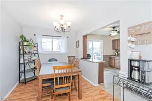 3529 Hunter Dr, North Olmsted, OH 44070 - Photo 7