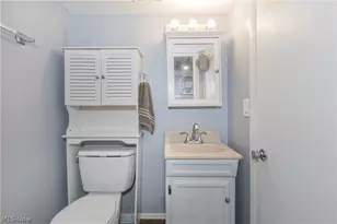 3529 Hunter Dr, North Olmsted, OH 44070 - Photo 27