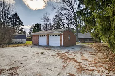 19871 Upper Valley Drive, Euclid, OH 44117 - Photo 29