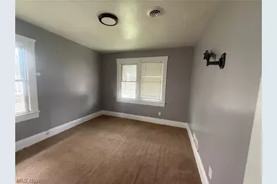 15205 Lincoln Avenue, Loveland, OH 44128 - Photo 15