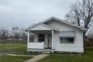 15205 Lincoln Ave, Loveland, OH 44128 - Photo 1