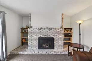 30 Chelmsford Dr, Aurora, OH 44202 - Photo 19