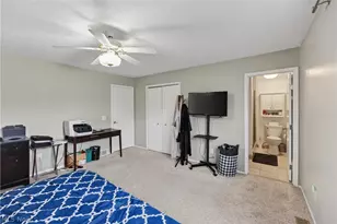 30 Chelmsford Dr, Aurora, OH 44202 - Photo 27