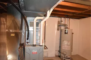 1038 Zander Dr, Youngstown, OH 44511 - Photo 19