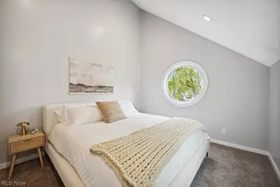 8104 Halle Avenue, Loveland, OH 44102 - Photo 15