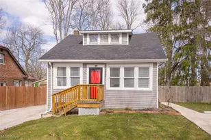 3782 Edgepark Dr, Akron, OH 44319 - Photo 1