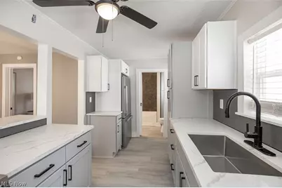 3782 Edgepark Drive, Akron, OH 44319 - Photo 15